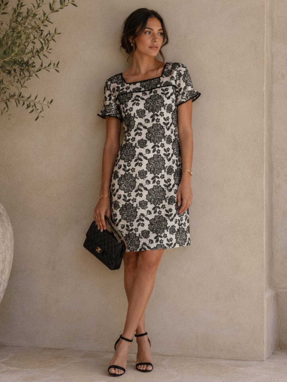 Karl Lagerfeld Paris Lace Shift Dress Women's 14 Black White Floral Career Chic